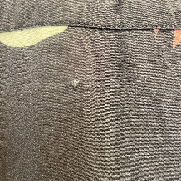 RVCA Men's Slim Fit Short Sleeve Stretch Woven Button-Up Shirt – Black I Large - Picture 5 of 5